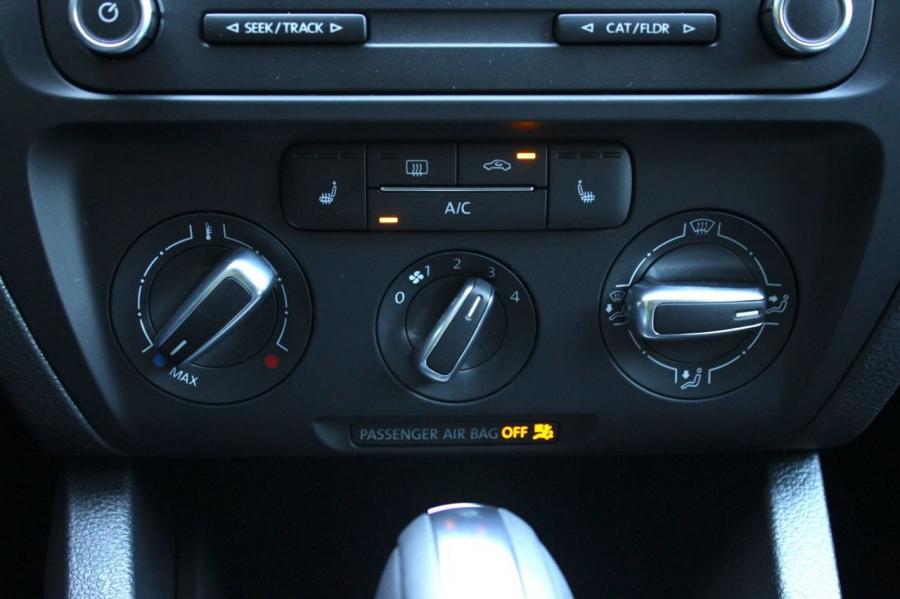  Volkswagen Jetta SE 2014 года  (фото 19 из 32)